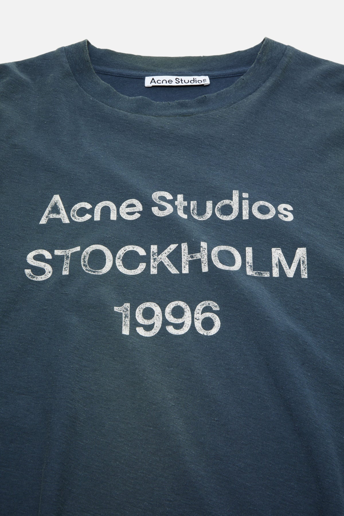 ACNE STUDIOS STOCKHOLM 1996 LONG-SLEEVE T-SHIRT — DEEP BLUE — detail