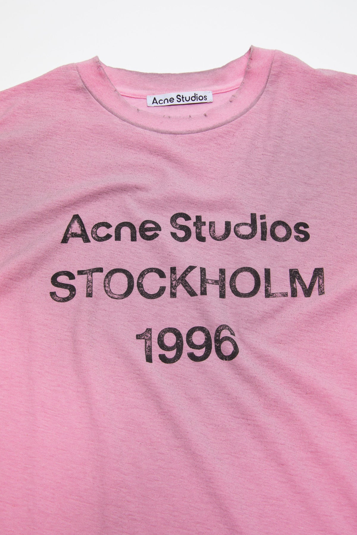 ACNE STUDIOS STOCKHOLM 1996 LONG-SLEEVE T-SHIRT — COTTON CANDY PINK — detail