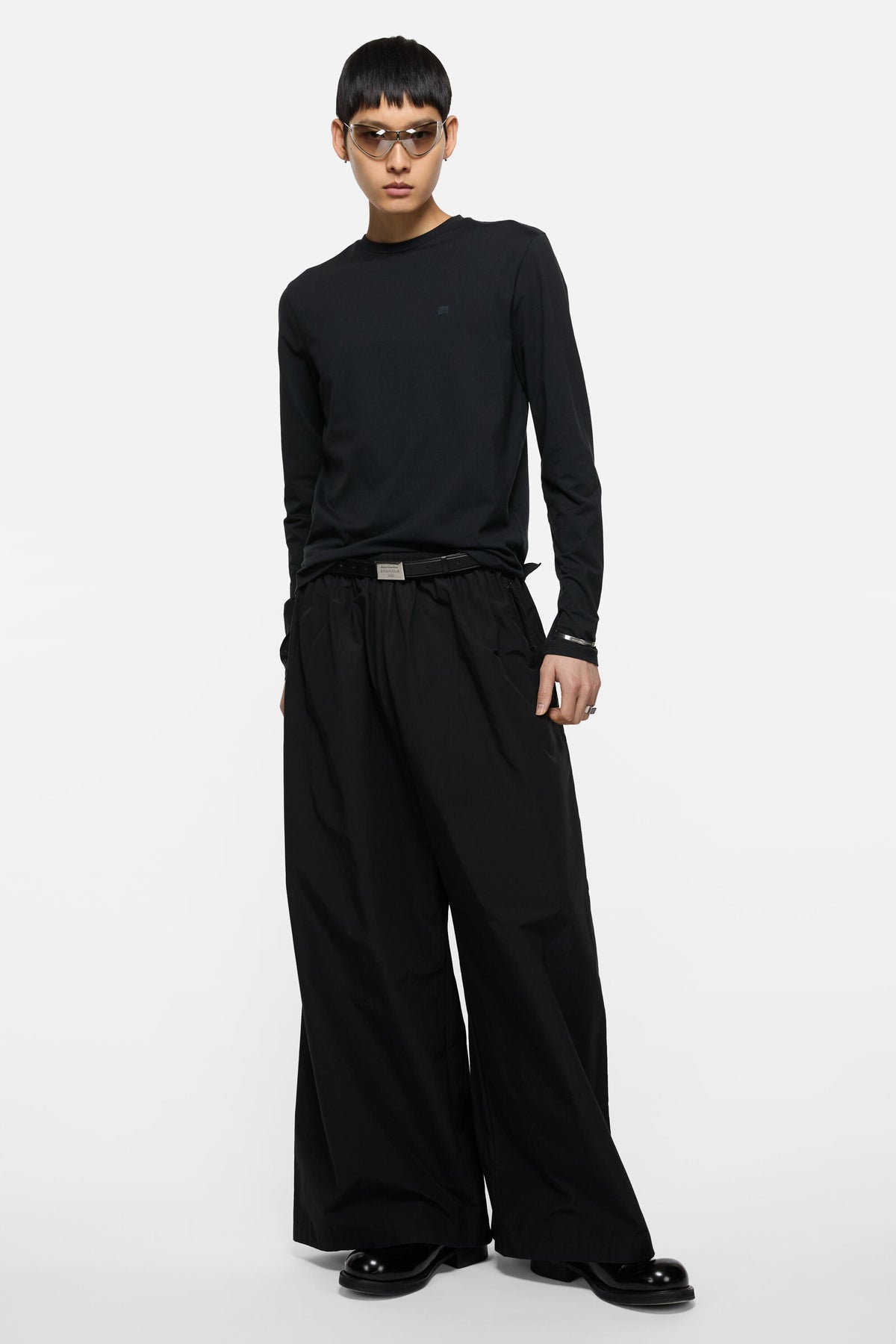 ACNE STUDIOS CLASSIC FACE LONG-SLEEVE T-SHIRT — BLACK — styled view