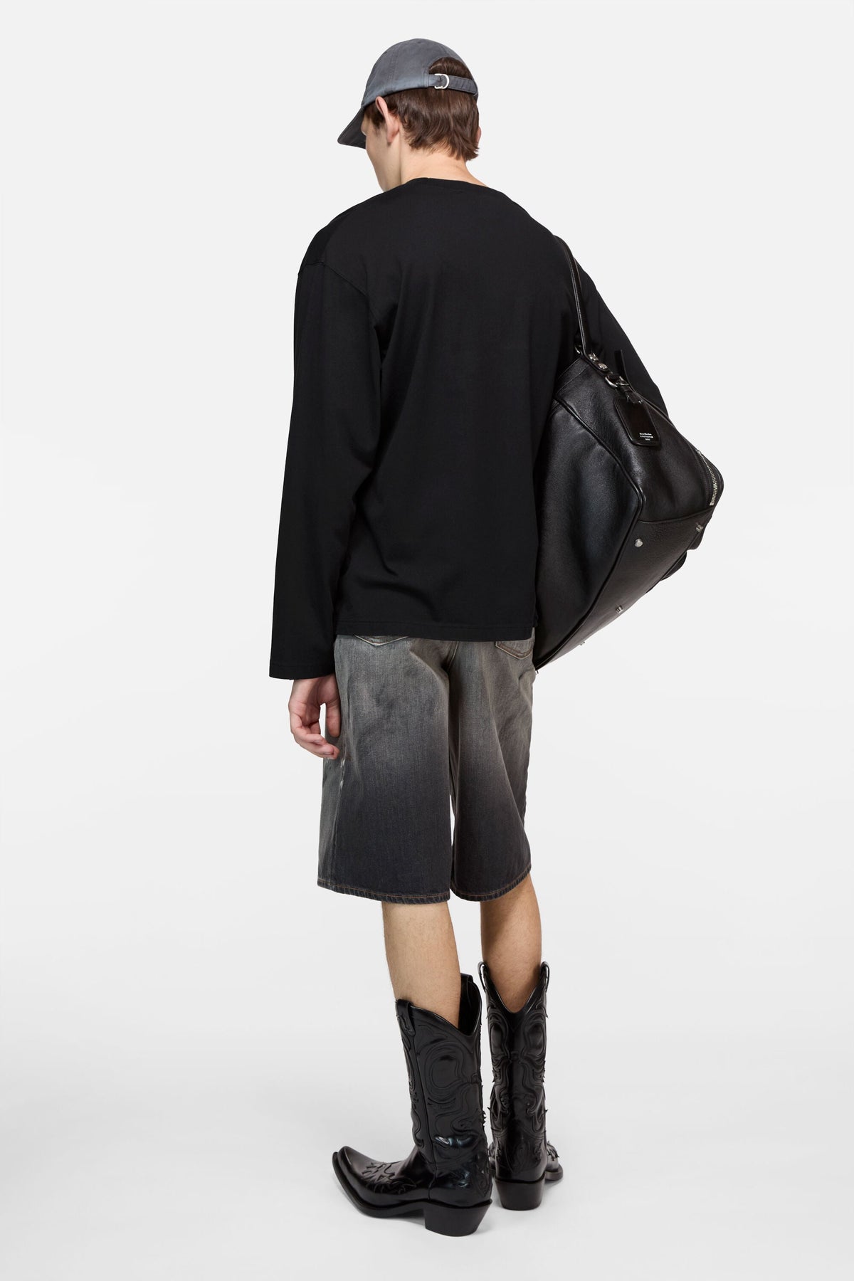 ACNE STUDIOS RIVET LOGO LONG-SLEEVE T-SHIRT — BLACK — styled view