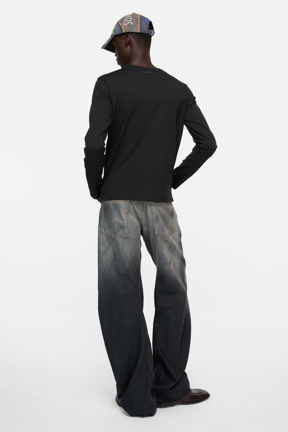 ACNE STUDIOS SEASONAL FACE LONG-SLEEVE T-SHIRT — BLACK — styled view