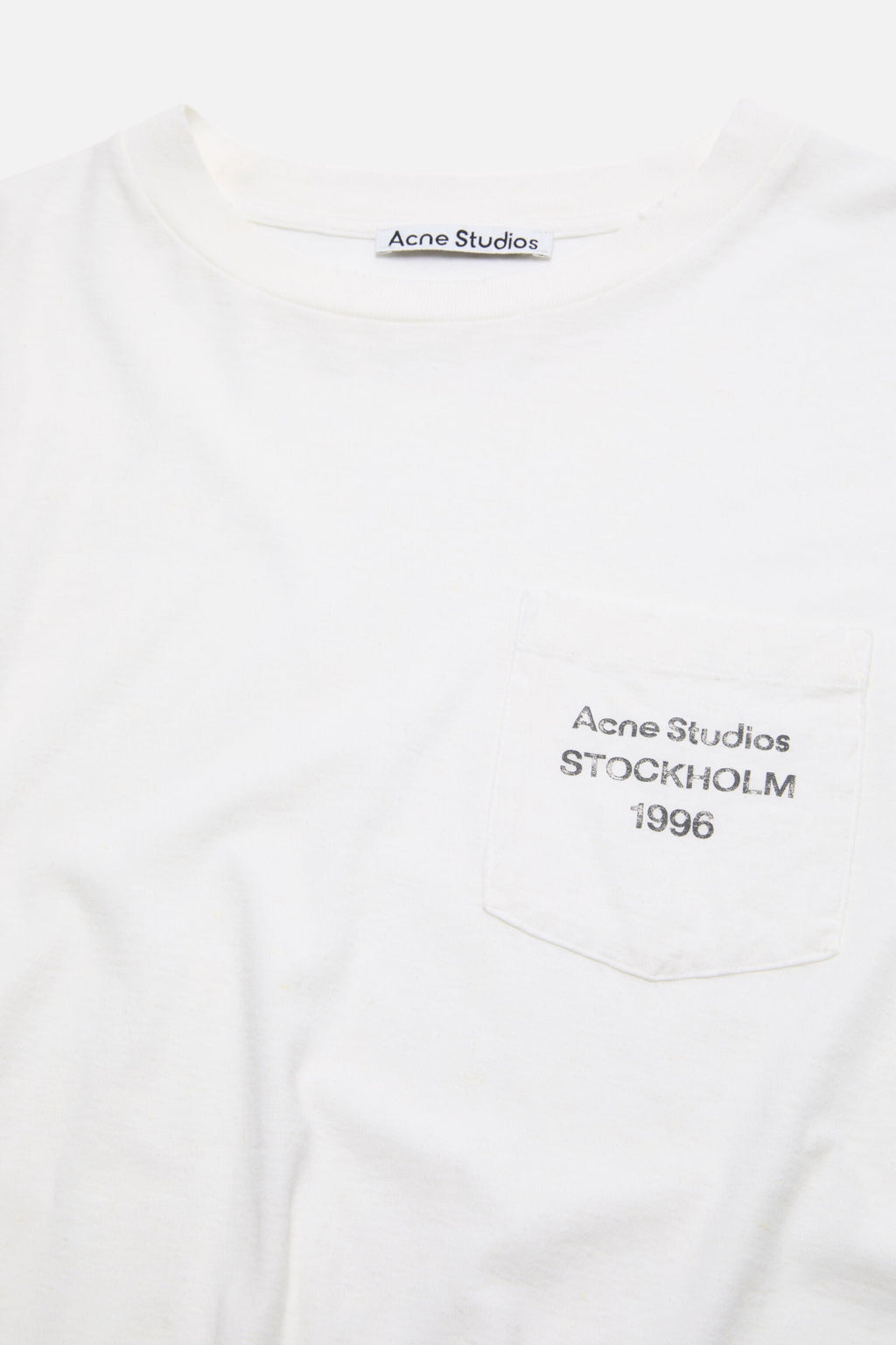 ACNE STUDIOS 1996 POCKET LONG-SLEEVE T-SHIRT — OPTIC WHITE — detail