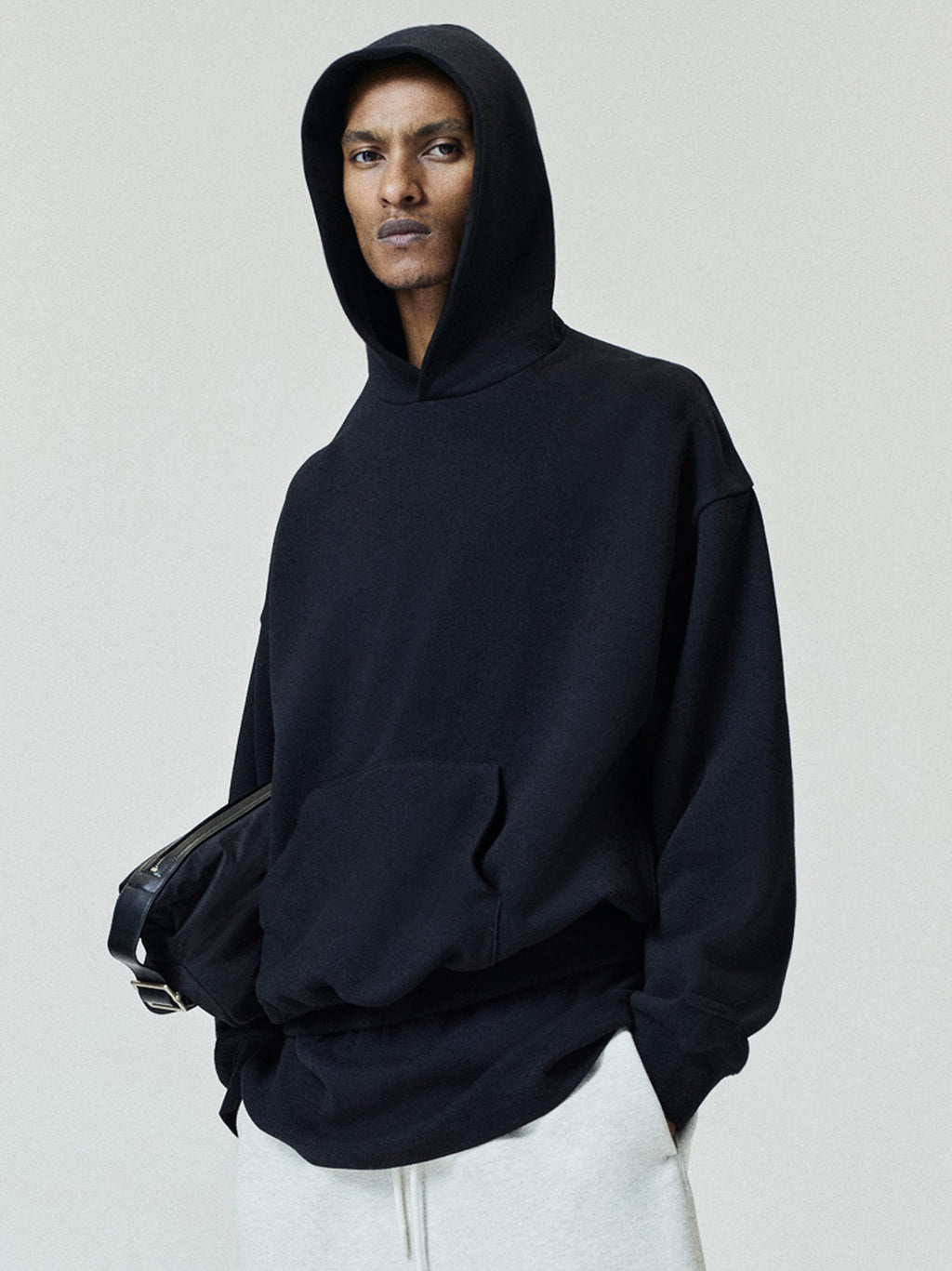 essentials fw26 classic hoodie — black — product view 5