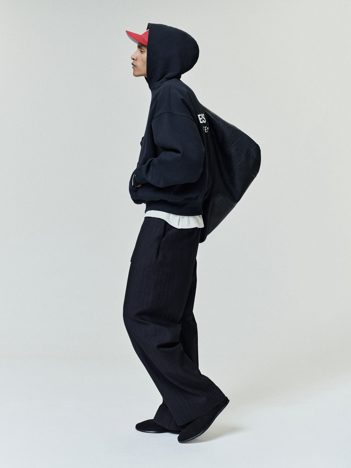 essentials ss26 classic hoodie — vintage black — product view 4