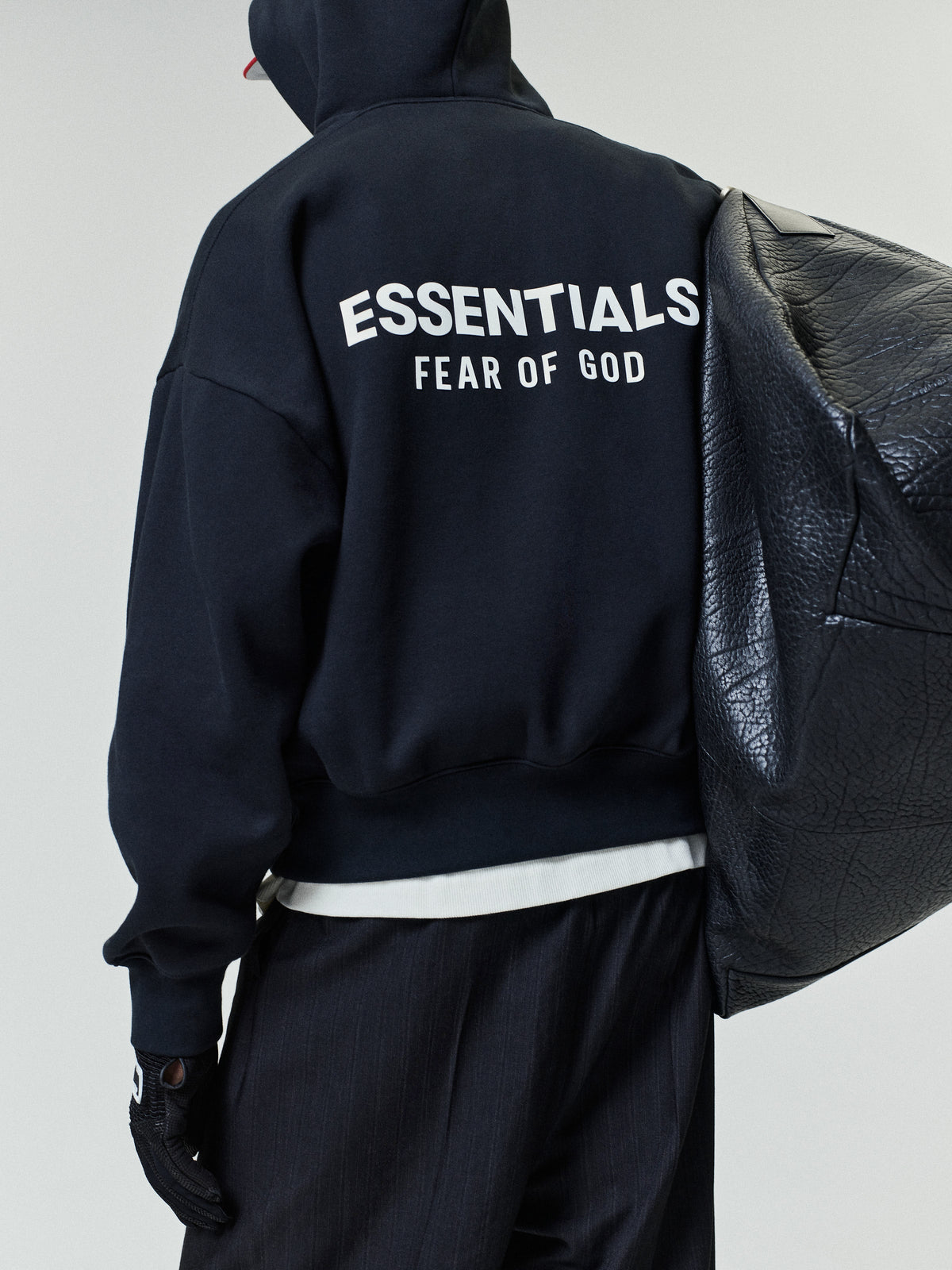 essentials ss26 classic hoodie — vintage black — product view 3